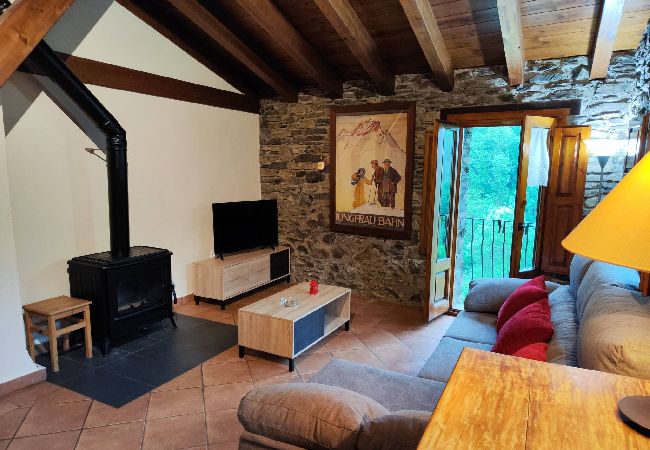 Apartamento en Molló - Cal Llarg - El Refugi Apartamento en Molló - Cal Llarg - El Refugi