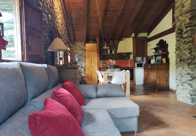 Apartamento en Molló - Cal Llarg - El Refugi Apartamento en Molló - Cal Llarg - El Refugi