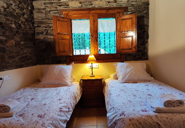 Apartamento en Molló - Cal Llarg - El Refugi Apartamento en Molló - Cal Llarg - El Refugi