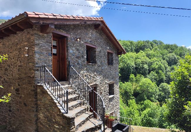 Apartamento en Molló - Cal Llarg - El Refugi Apartamento en Molló - Cal Llarg - El Refugi