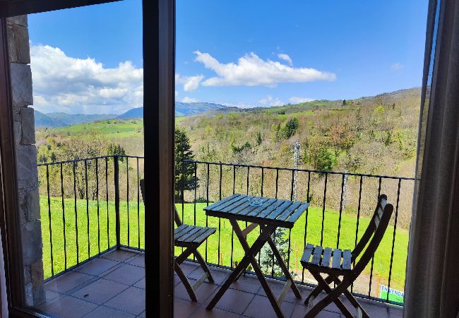 Apartament en Molló - Paratge Fabas - Montfalgars Apartament en Molló - Paratge Fabas - Montfalgars