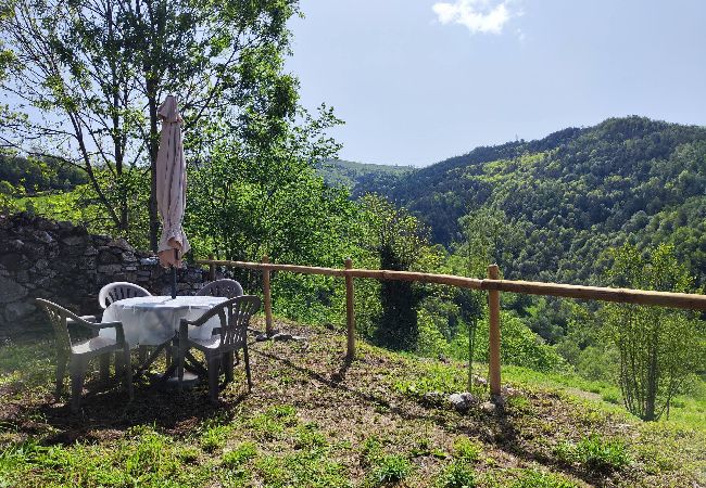 Casa rural en Molló - La Cabanya de Can Menut Casa rural en Molló - La Cabanya de Can Menut