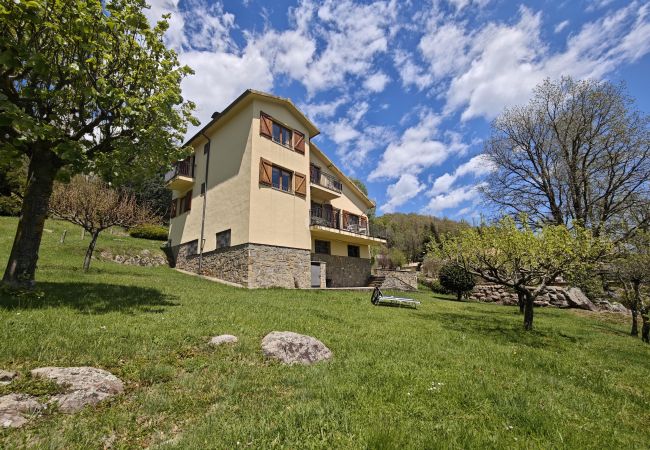 Casa rural en Camprodón - Ca l'Oriol Casa rural en Camprodón - Ca l'Oriol